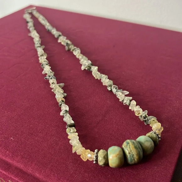 Jade Stones with Polished Multi Stone Chips Toggle Vintage Necklace - Picture 7 of 7